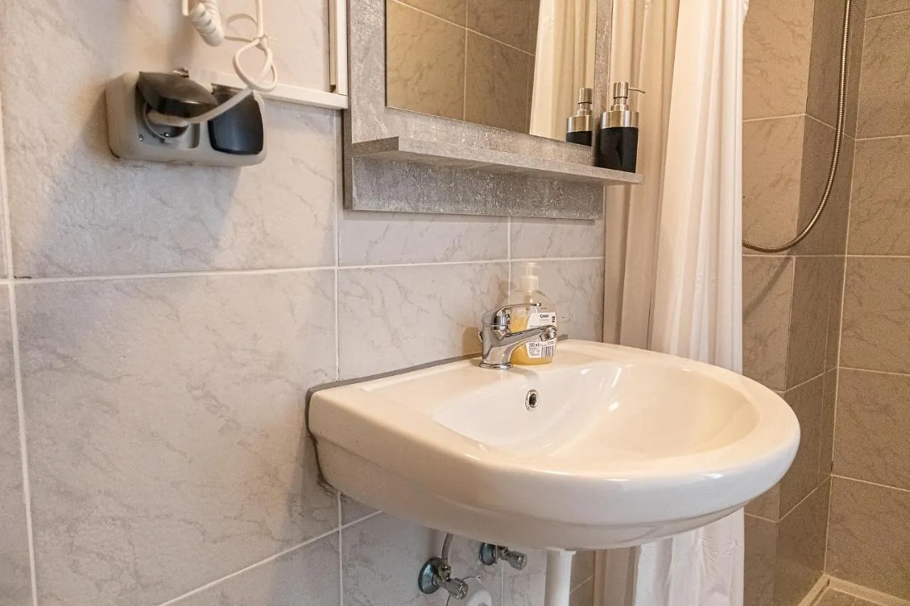 Pleasing Room Hauptbahnhof With Best Location Vienne 0*,  Autriche