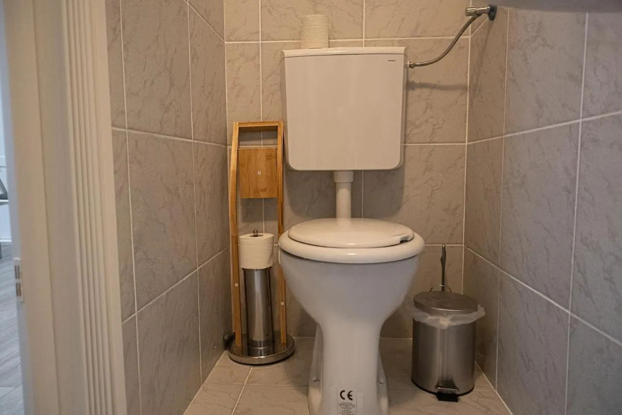 Pleasing Room Hauptbahnhof With Best Location Vienne